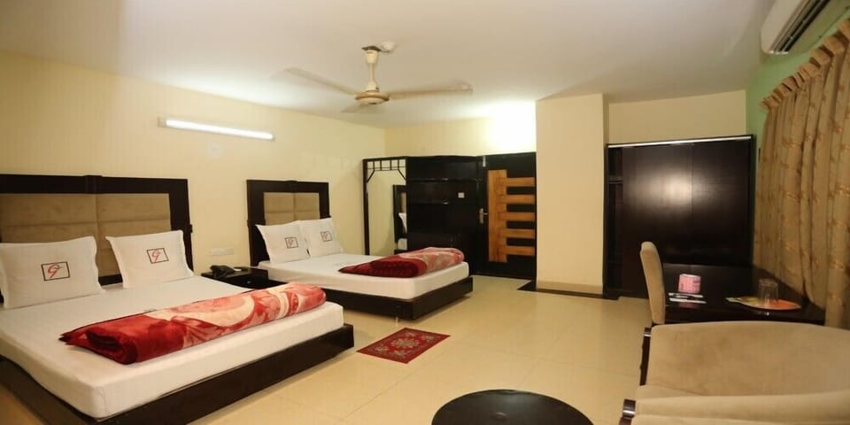 Deluxe Triple Room | Free WiFi