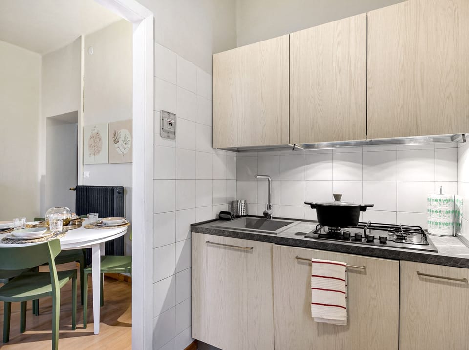 Family Apartment, Multiple Bedrooms (Casa Enza) | Private kitchen | Fridge, oven, stovetop, dishwasher