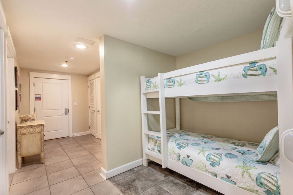 Bunkbeds in the hallway nook