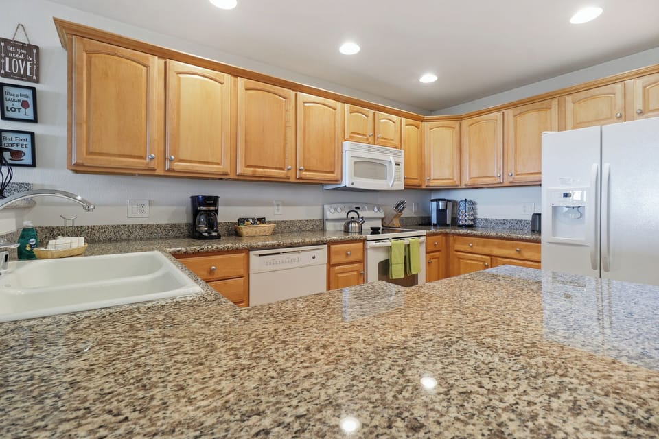 934 Vacation by the Sea