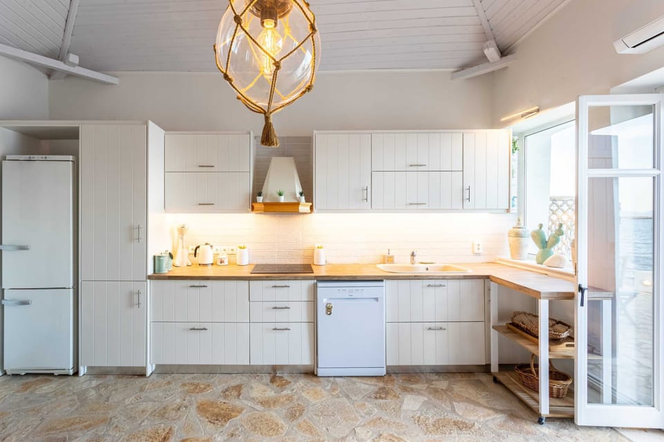 Cook like home – A fully equipped kitchen for your favorite meals