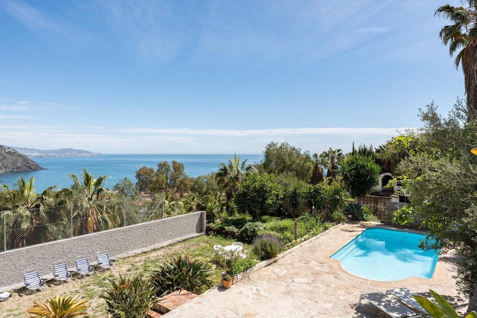 Holiday Home Swimming Pool