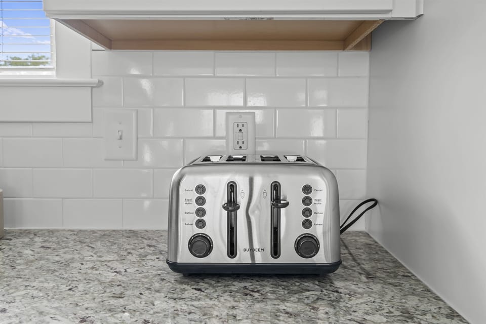 Toast your way to breakfast perfection! 