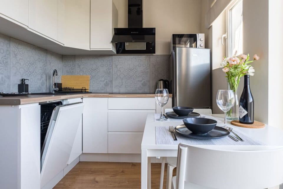 Fully Equipped Kitchen | Book Now with RENTUJEMY