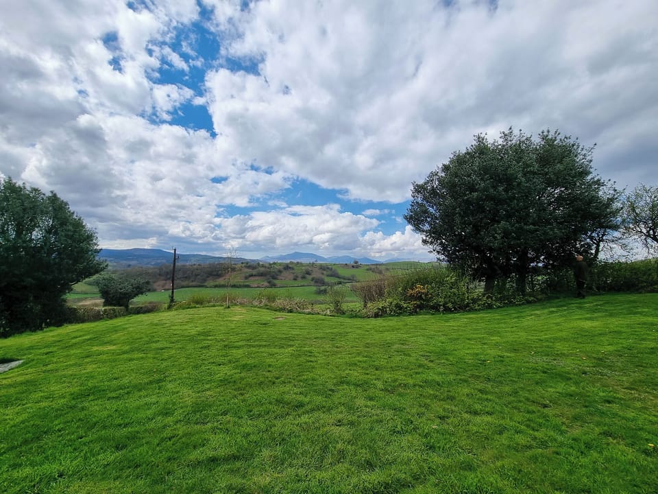 Surrounding area | Cefn Canol, Betws Y Coed