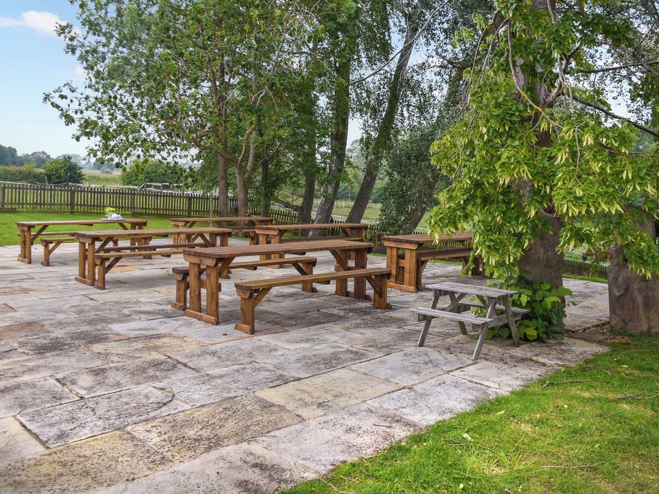 Outdoor | Lily Pad 4 - Lily Pad Cottages, Nassington, near Stamford