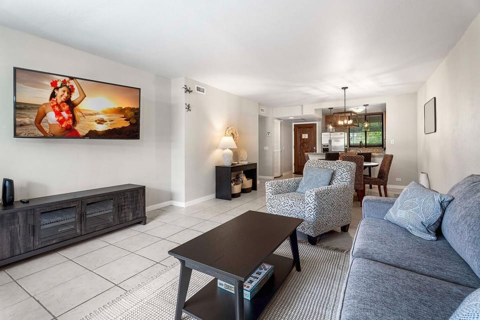 Condo, 1 King Bed with Sofa bed (White Sands Village#206) | Living area
