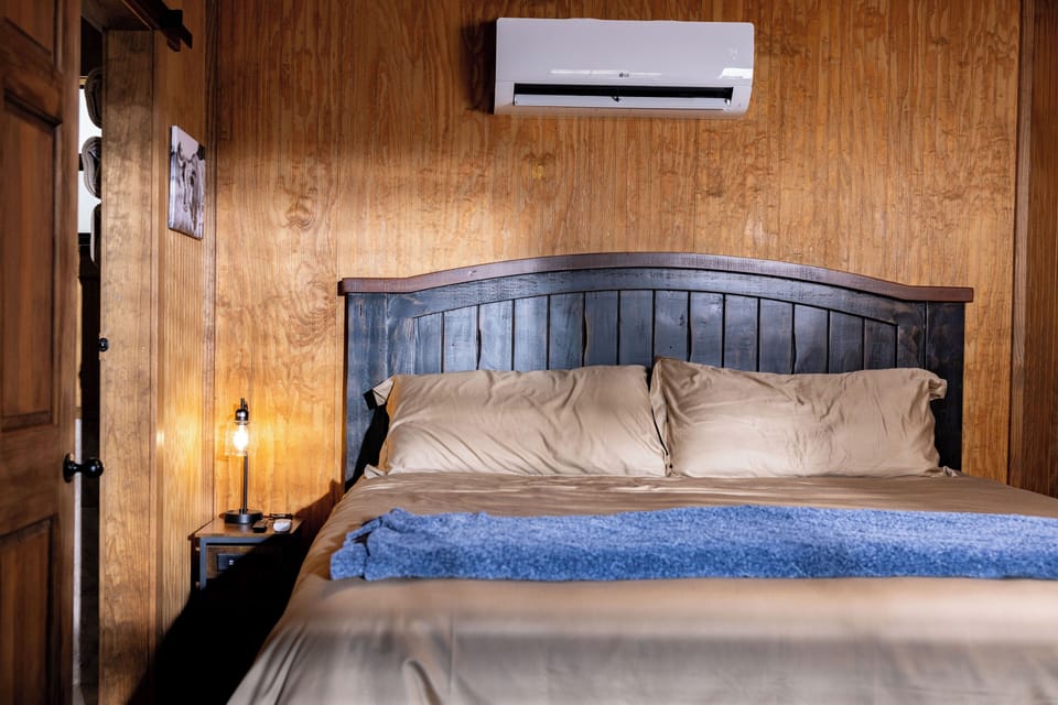 New Memory Foam Mattress w/ 700 thread count linens.