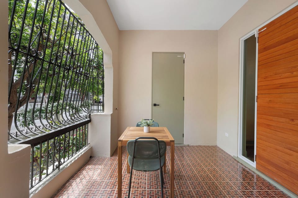 Front Balcony 