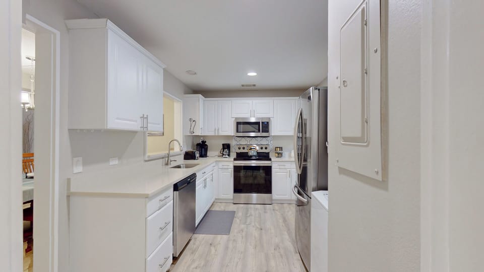 Fully Stocked Kitchen