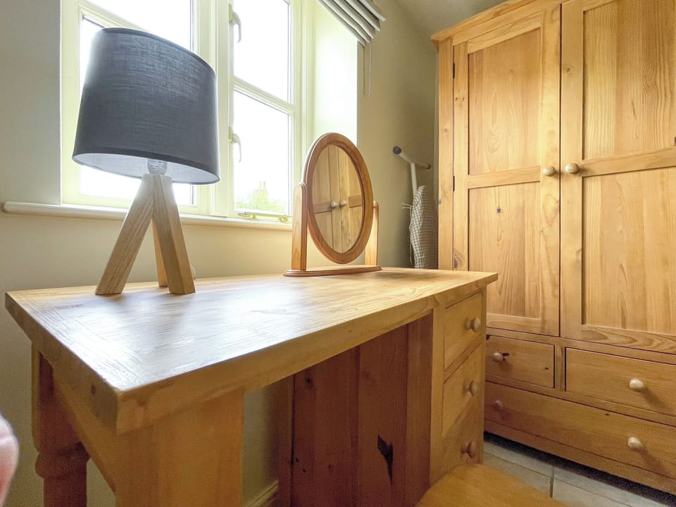 Double bedroom | Lily Pad 2 - Lily Pad Cottages, Nassington, near Stamford