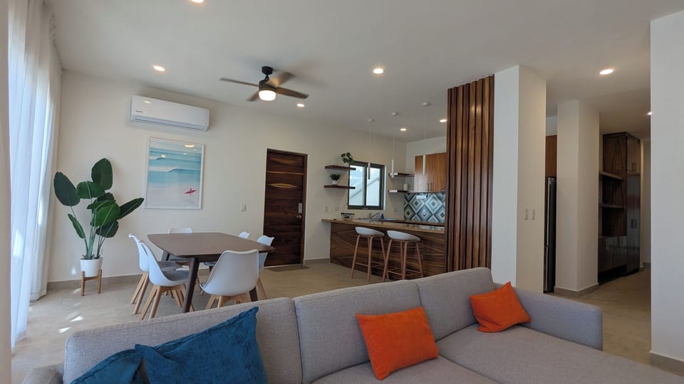 Open concept Living Area, Dining Area and Kitchen