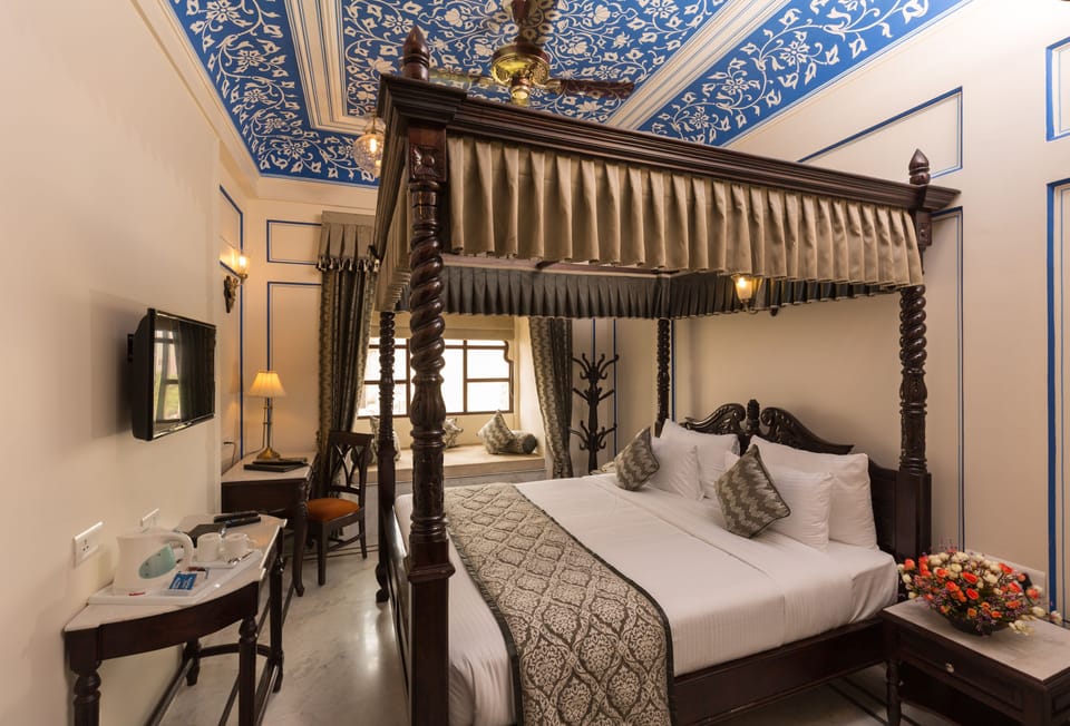 Royal Deluxe- Enjoy 20% Discount of Spa Services | Minibar, in-room safe, desk, soundproofing