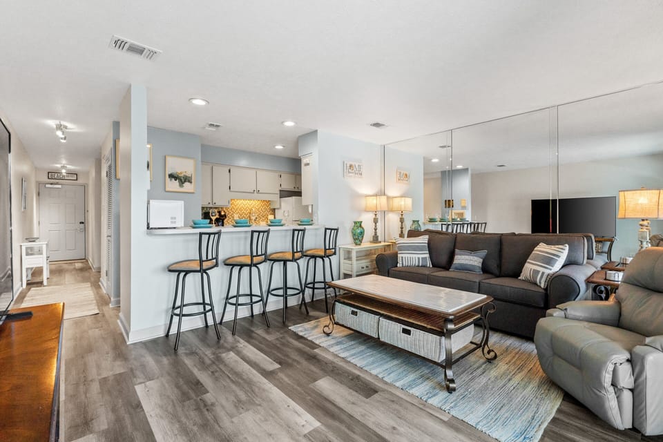 Living room with Flat Screen TV