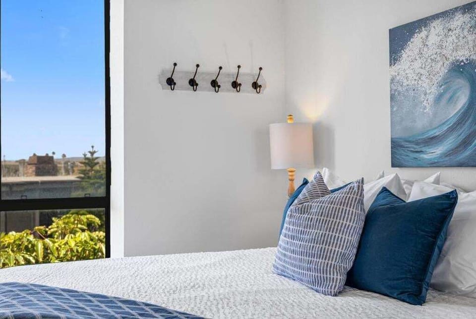 Plenty of hooks to hang extra jackets or towels