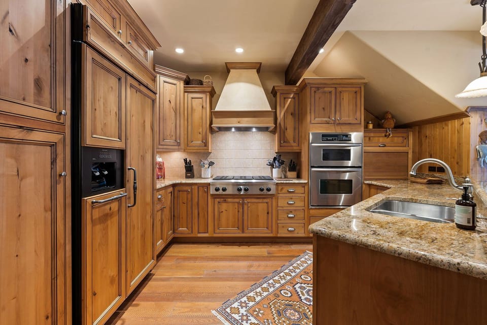 Large kitchen for all your meals