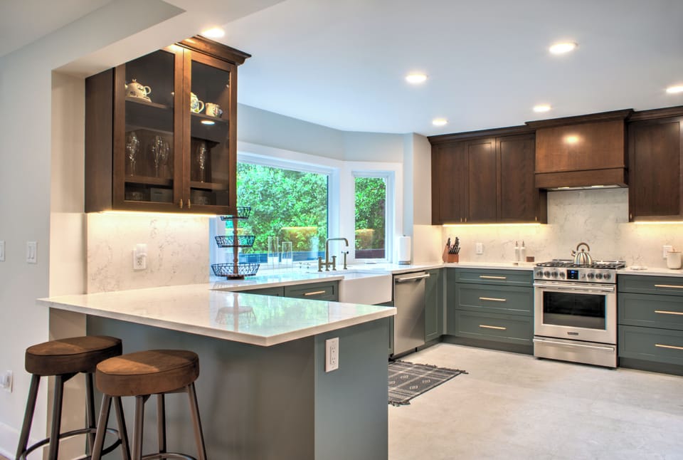 Fully Equipped Kitchen with Gas Range