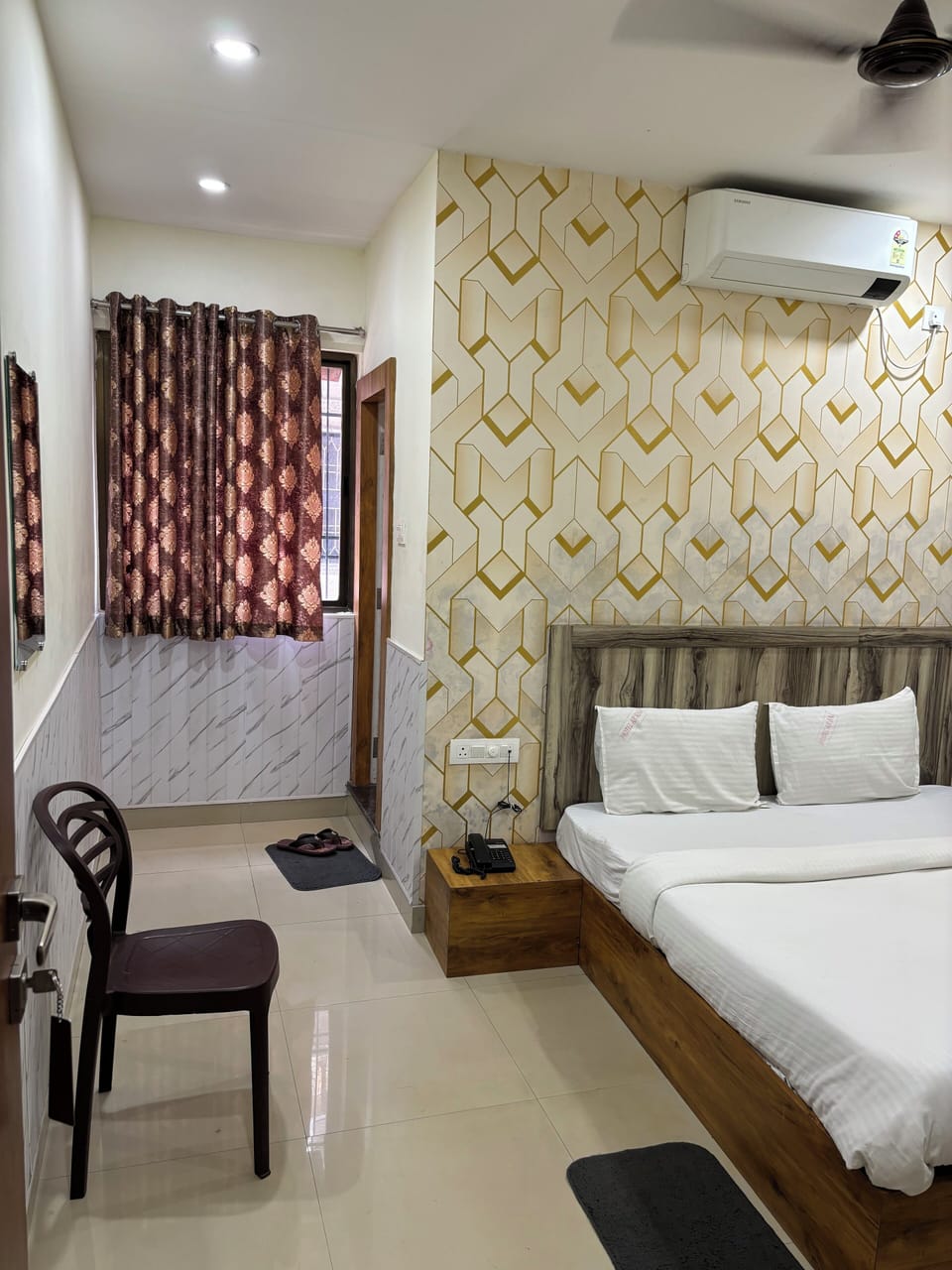 Standard Room | Premium bedding, soundproofing, iron/ironing board (on request)