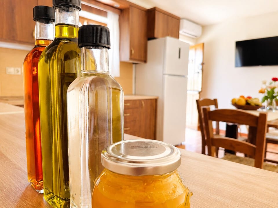 House, 1 Bedroom, Garden View | Dining
