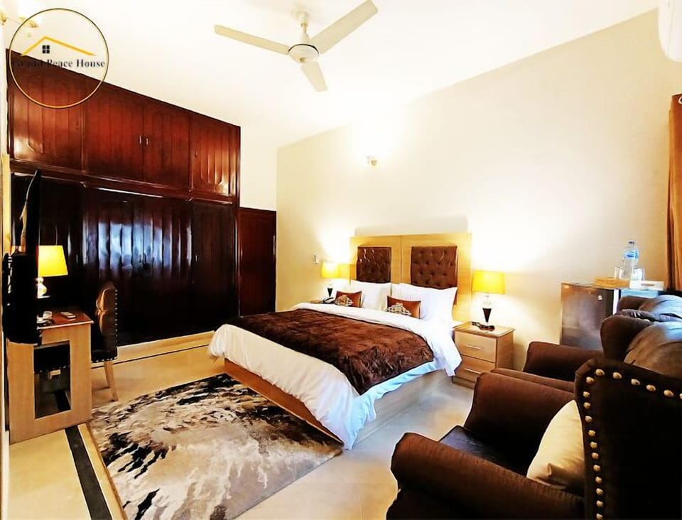 Double Room | Desk, soundproofing, free WiFi