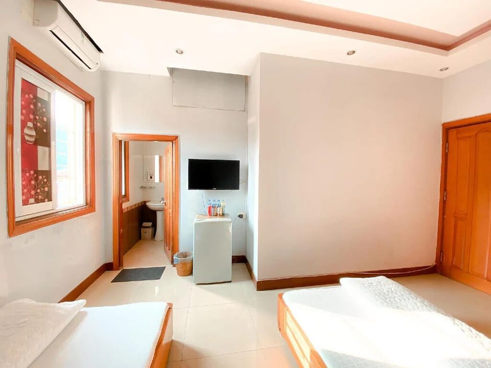 Family Room | Free WiFi