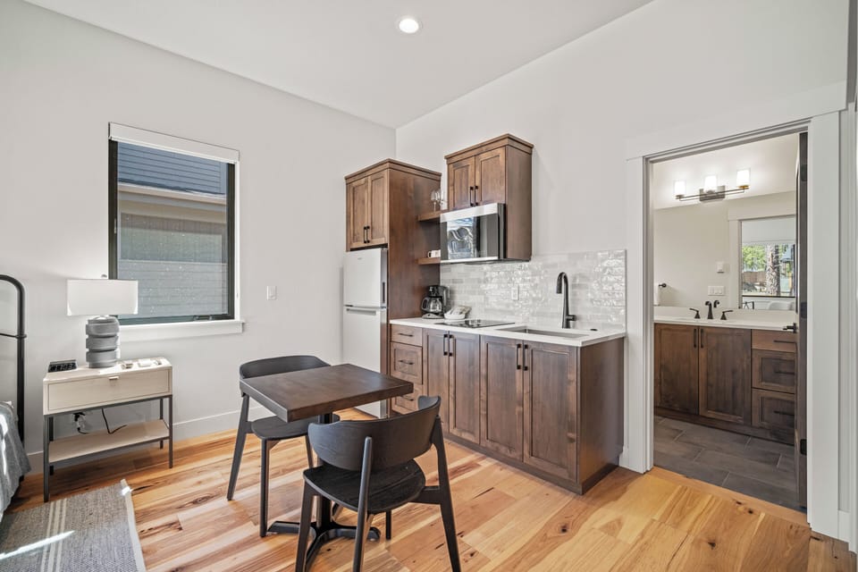 18163 Forestbrook-55