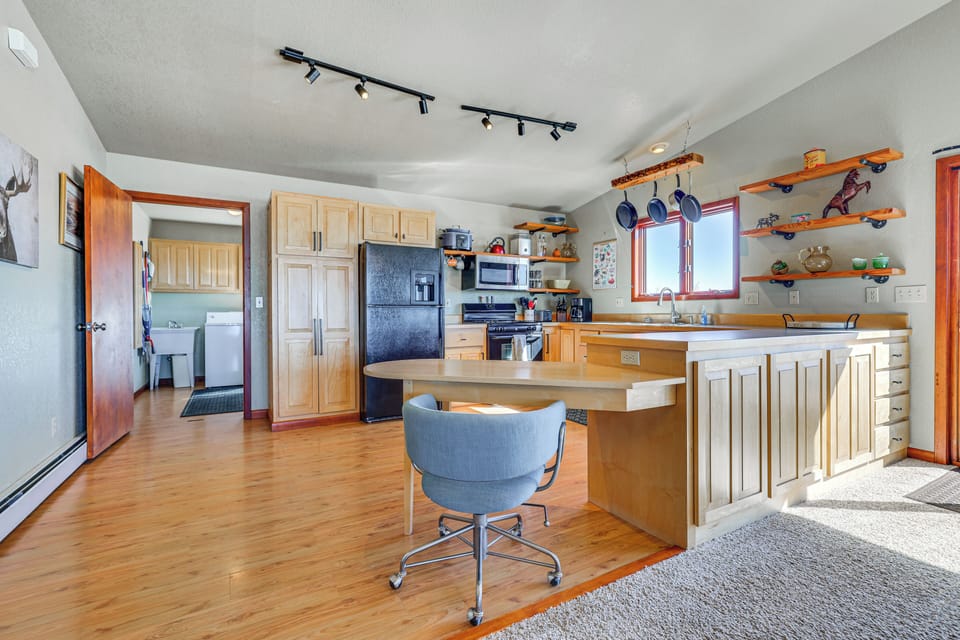 House (2 Bedrooms) | Interior