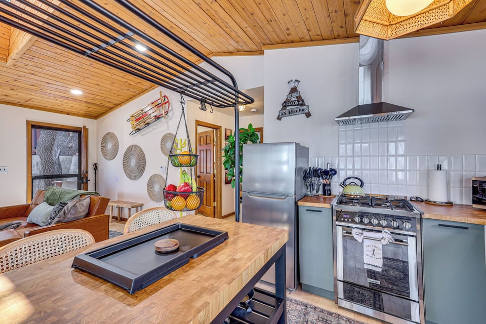 House (2 Bedrooms) | Interior