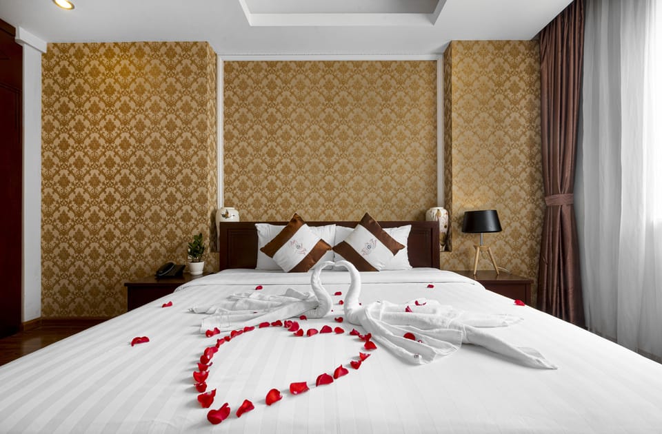 Suite | Minibar, in-room safe, desk, soundproofing