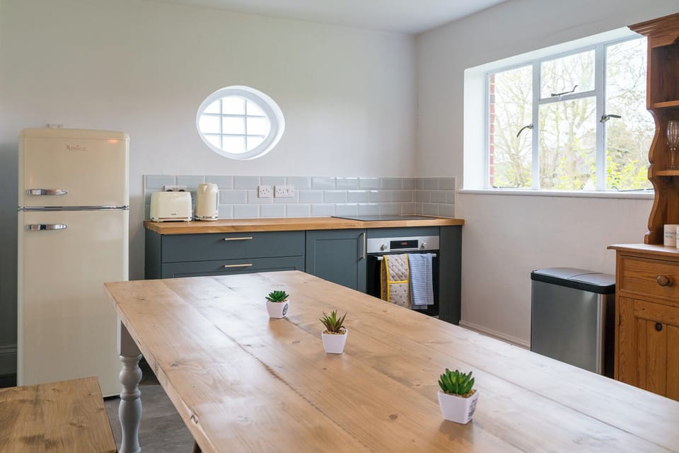 The kitchen (5)
