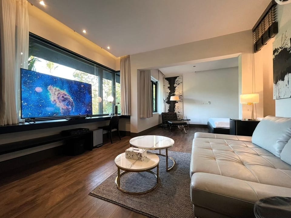 Grand Suite, Garden View | Soundproofing, free WiFi, bed sheets