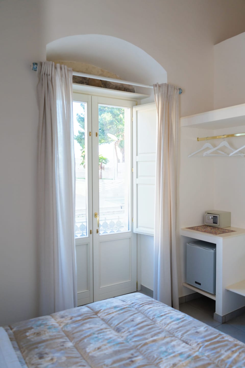 Basic Double or Twin Room, City View | Egyptian cotton sheets, premium bedding, pillowtop beds, minibar