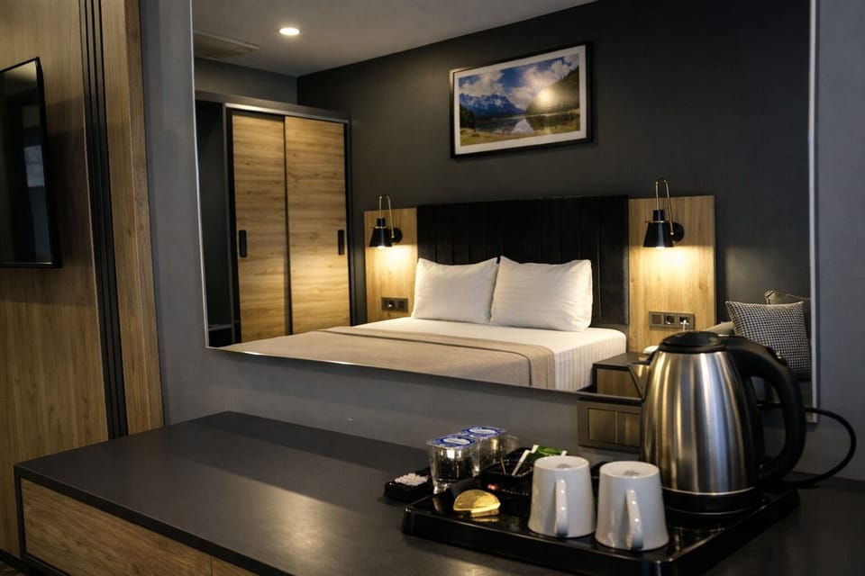 Superior Room, Sea View | Premium bedding, laptop workspace, soundproofing, free WiFi