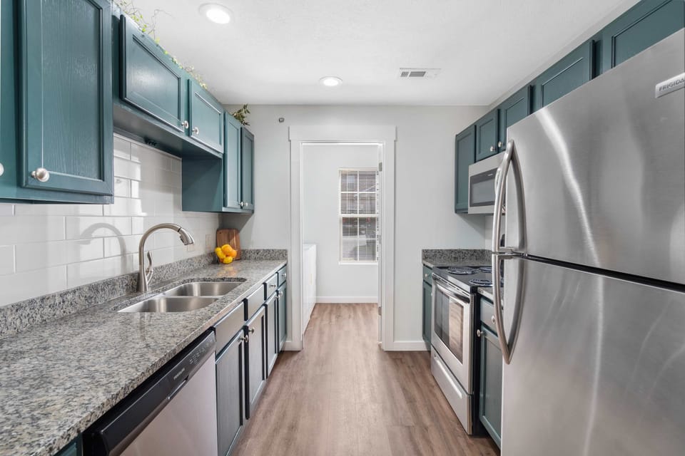 Condo, Multiple Beds, Kitchen, Garden View (Vineyards Stonewall Escape) | Private kitchen | Coffee/tea maker
