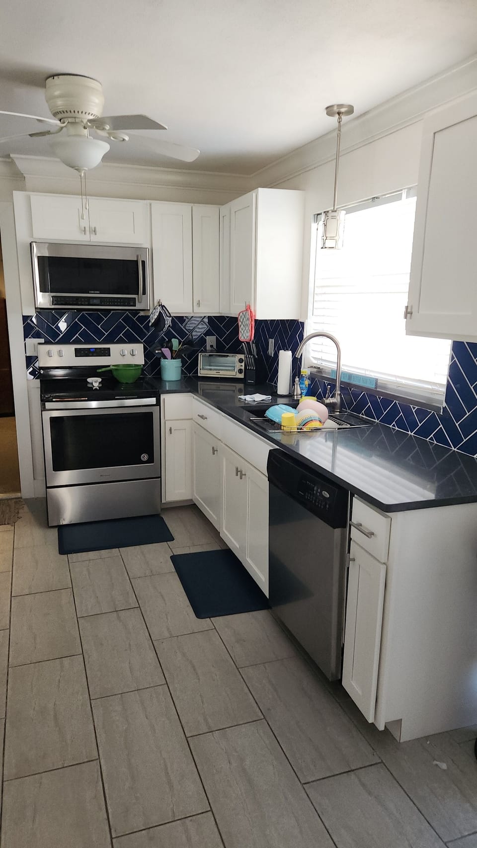 Nice big open kitchen