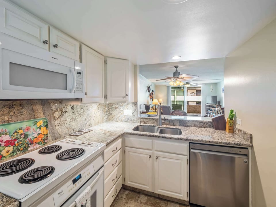 Condo, Multiple Beds, Balcony, Ocean View (White Sands Village #217) | Private kitchen | Fridge, microwave, oven, stovetop