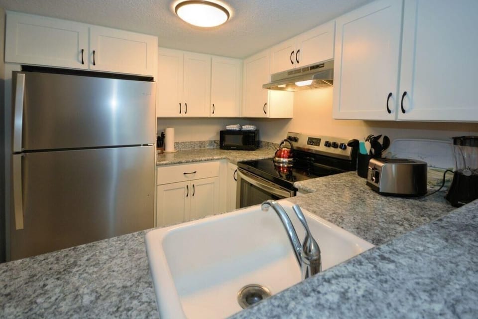 Sink, Sink Faucet, Indoors, Kitchen, Refrigerator