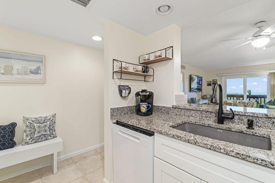 Kitchen Entry Way