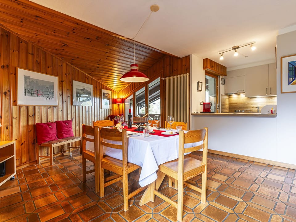 Kitchen / Dining Room