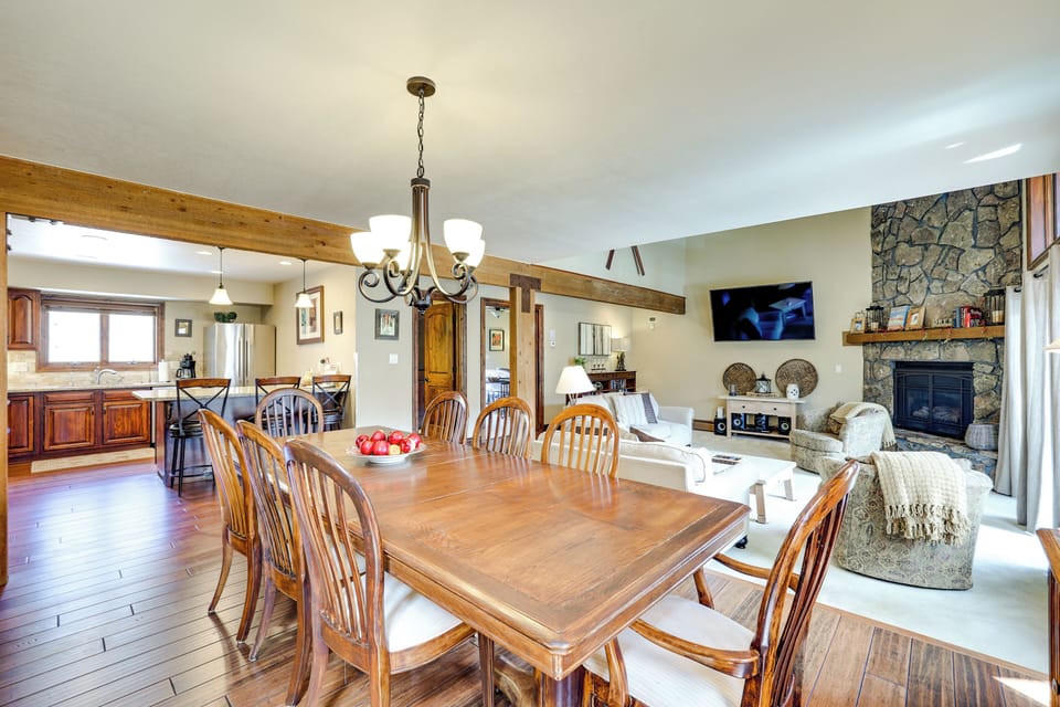 Kitchen | Free WiFi | Central Heating | Multi-Level Property