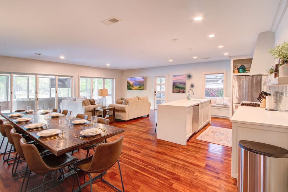 Open Kitchen Allows for Family Gathering