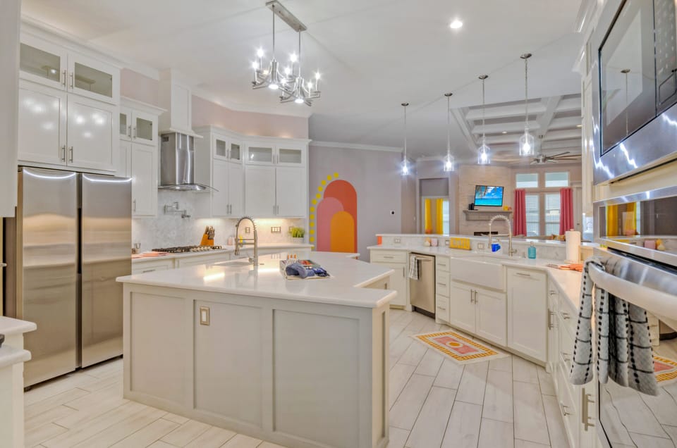 Prepare your delicious meals in this fully equipped kitchen.