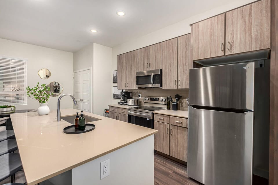 Stainless Steel Appliances and Custom Cabinets