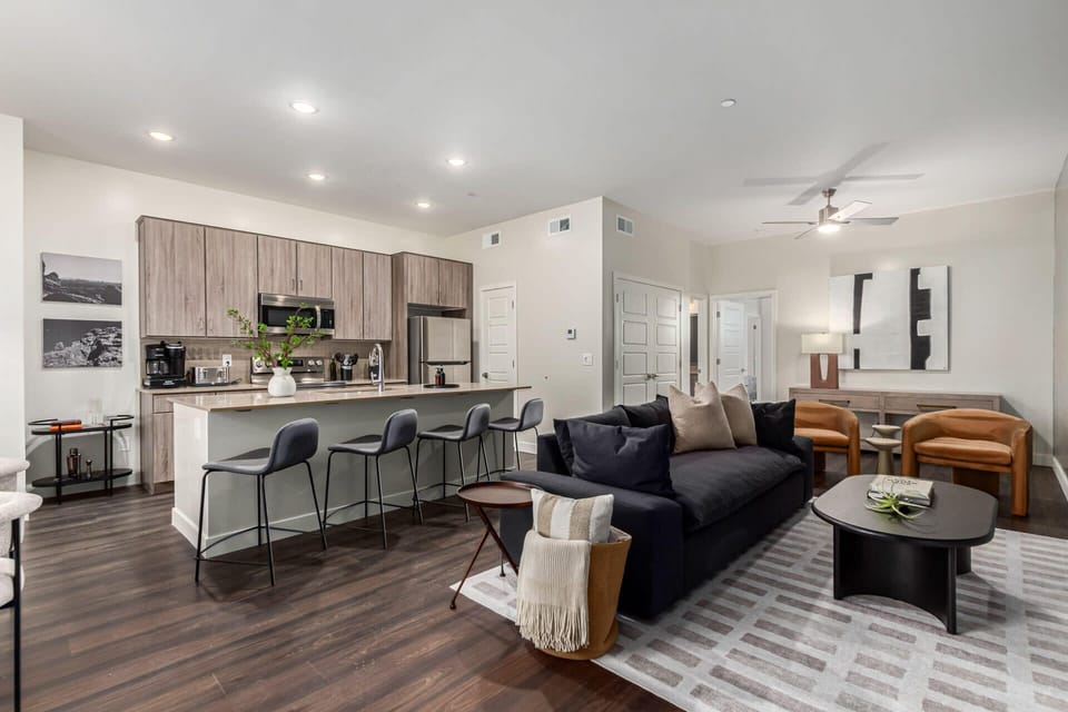 Ultra Modern Open Concept Fllor Plan