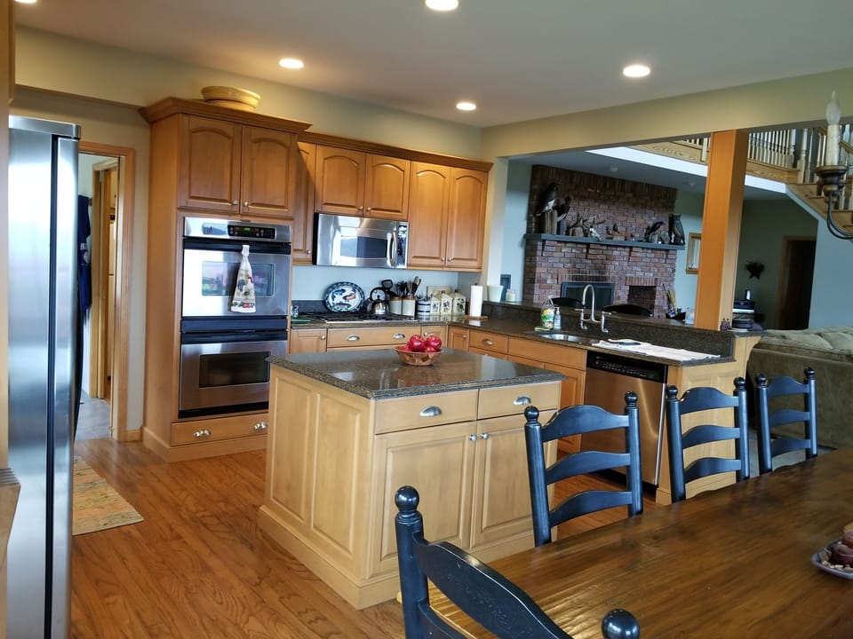 Large open concept kitchen