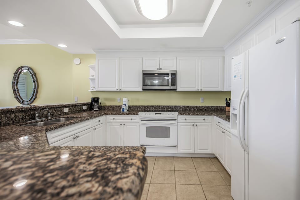 Full Kitchen