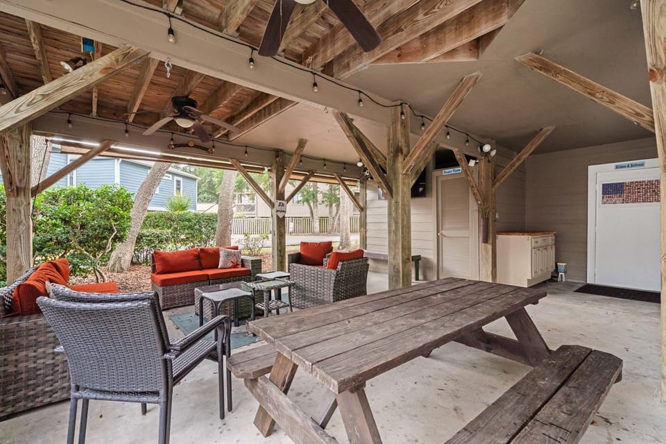 Outside Sitting Area