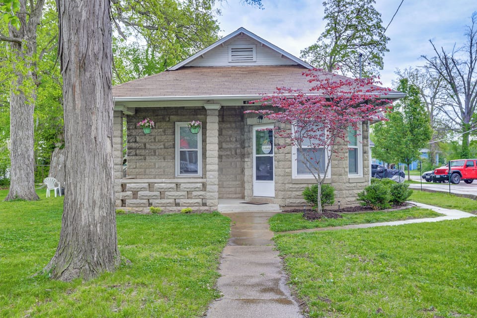 House (2 Bedrooms) | Front of property