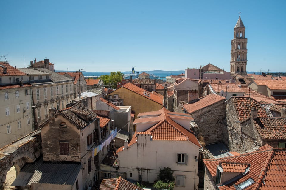 Deluxe Double Room, Sea View | City view