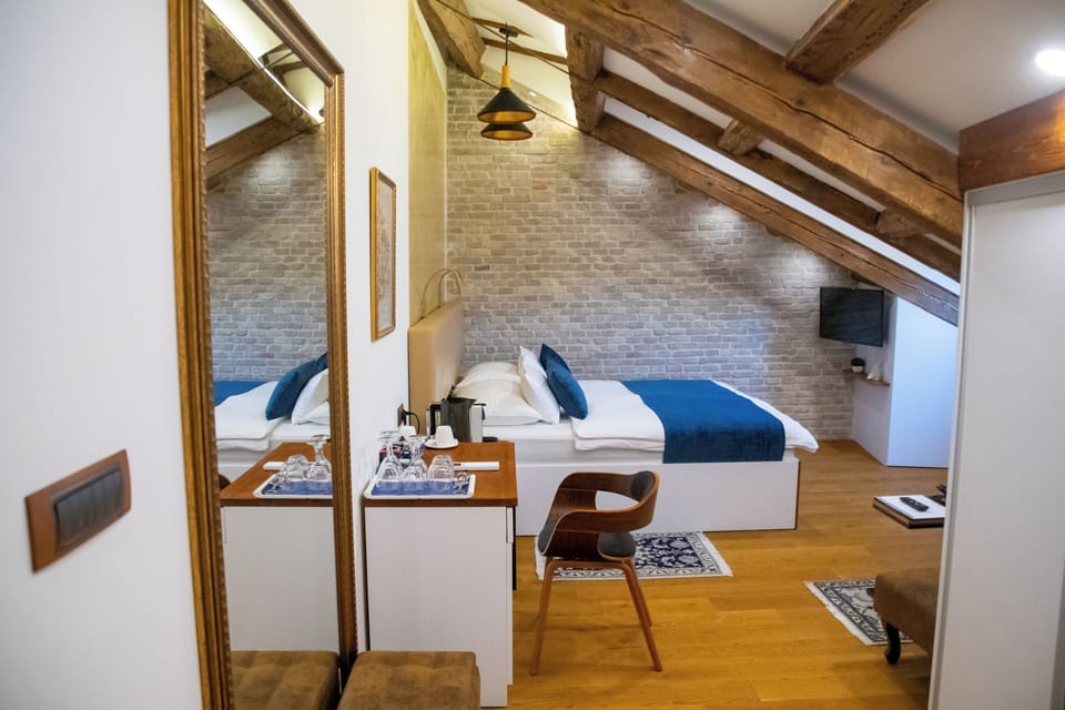 Deluxe Room, Park View | Premium bedding, memory foam beds, free minibar, in-room safe